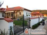 F�zfa Apartmanh�z - Egerszal�k