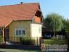 Laci Nyaral�h�z - Balatonkereszt�r; sz�ll�s t�pusa: vend�gh�z