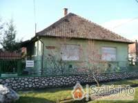 Z�ld Vend�gh�z - Cser�pfalu