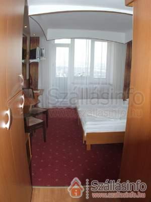 Hotel 61098 (Süd Transdanubien > Baranya megye > Pécs)