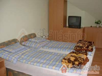 Apartmanház 61568 (West Transdanubian > Zala megye > Kehidakustány)