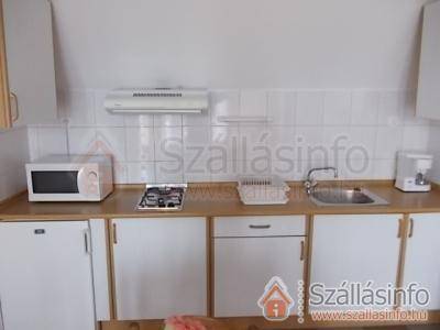 Apartmanház 61985 (Nyugat-Dunántúl > Zala megye > Balatongyörök)