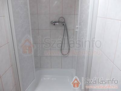 Apartmanház 61985 (Nyugat-Dunántúl > Zala megye > Balatongyörök)