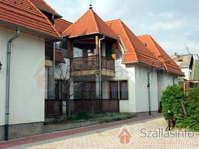 Apartmanház 61985 (West Transdanubian > Zala megye > Balatongyörök)