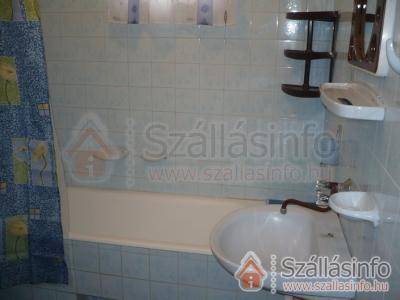 Apartmanház 63249 (Észak-Magyarország > Borsod-Abaúj-Zemplén megye > Aggtelek)