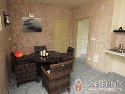 Apartmanház 64001 (West Transdanubian > Zala megye > Hévíz)