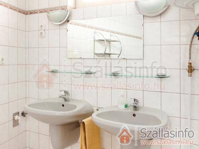 Apartman 64110 (Süd Transdanubien > Baranya megye > Pécs)