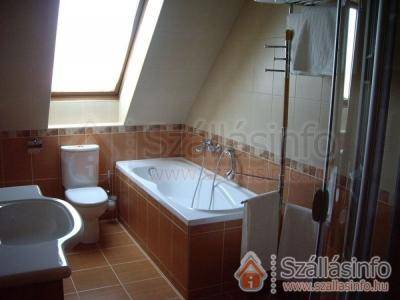 Hotel 66146 (North Hungary > Heves megye > Eger)