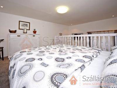 Agria Vintage Apartman (North Hungary > Heves megye > Eger)