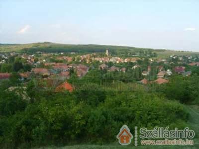 Alabástrom Panzió és Étterem (North Hungary > Borsod-Abaúj-Zemplén megye > Bogács)