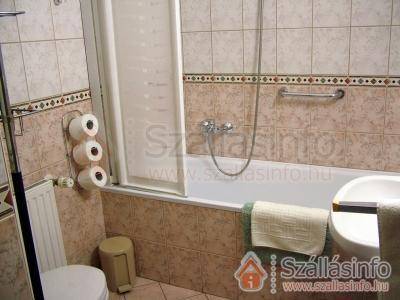 Andrea Apartman (West Transdanubian > Vas megye > Sárvár)