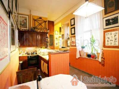 Apáca 1. Apartman (Dél-Dunántúl > Baranya megye > Pécs)