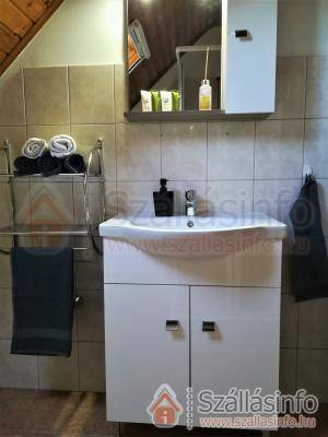 Apartman Mercédesz (West Transdanubian > Zala megye > Zalakaros)