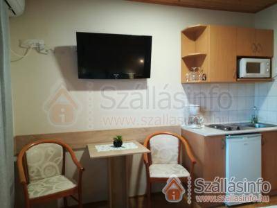 Apartman Mercédesz (West Transdanubian > Zala megye > Zalakaros)