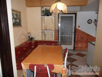 Apartmanház Gabriella (South Transdanubian > Baranya megye > Harkány)