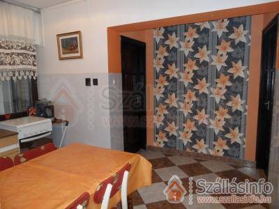 Apartmanház Gabriella (South Transdanubian > Baranya megye > Harkány)