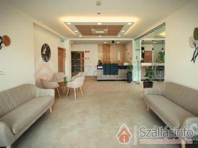 Aquarius Apartments (Észak-Magyarország > Borsod-Abaúj-Zemplén megye > Miskolctapolca)