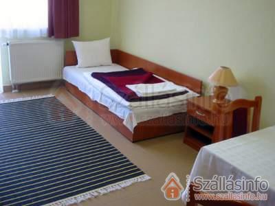 Auguszta Hotel (North Plain > Hajdú-Bihar megye > Debrecen)