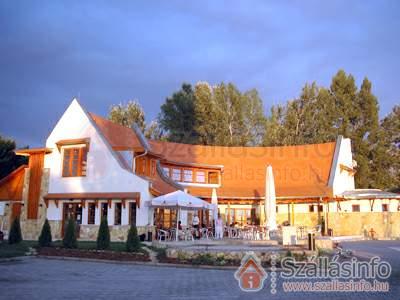 Balatonfői Yacht Club Hotel (Közép-Dunántúl > Veszprém megye > Balatonkenese)