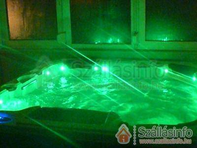 Bálint Wellness Apartman (Süd Transdanubien > Somogy megye > Siófok)