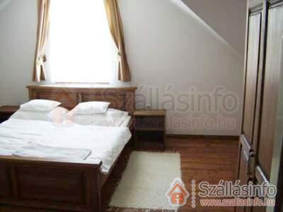 Bástya Panzió (North Plain > Hajdú-Bihar megye > Mezőpeterd)