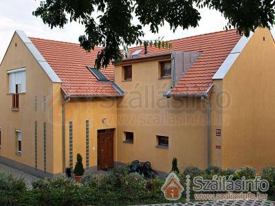 Centrum Apartmanházak (Süd Transdanubien > Baranya megye > Pécs)