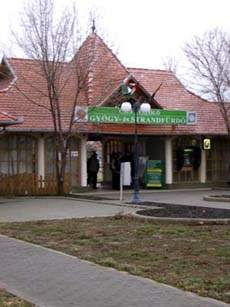  Cserkesz�l� - gy�gy- �s strandf�rd� 