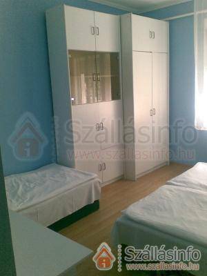 Dorina Apartmanház (South Transdanubian > Somogy megye > Siófok)