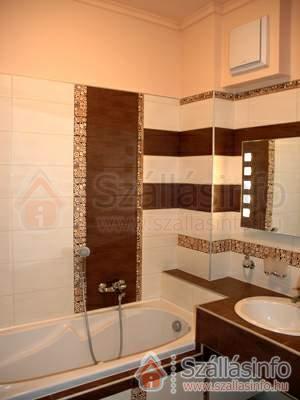 Dunalux Apartman (West Transdanubian > Győr-Moson-Sopron megye > Győr)