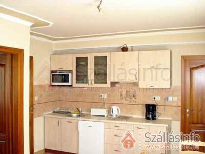Elek Apartmanház (North Plain > Hajdú-Bihar megye > Hajdúszoboszló)
