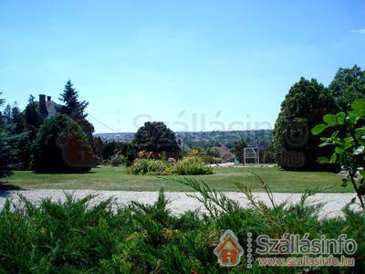 Elisoria Apartmanház (West Transdanubien > Zala megye > Cserszegtomaj)