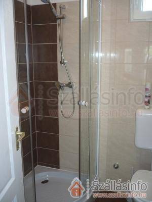 Eszter Apartmanház (North Plain > Hajdú-Bihar megye > Hajdúszoboszló)