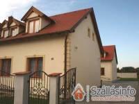 Familia Apartmanház - Sárvár