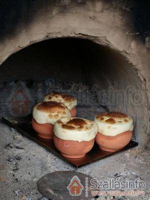 Família Vendégház (Zentral Transdanubien > Veszprém megye > Csajág)