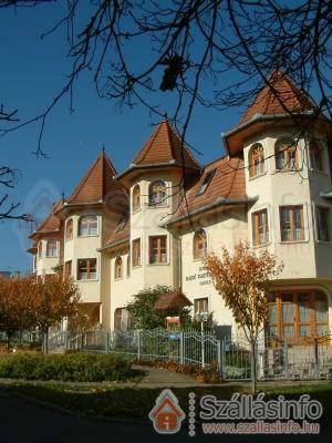 Hajdú Kastély Hotel (North Plain > Hajdú-Bihar megye > Hajdúszoboszló)