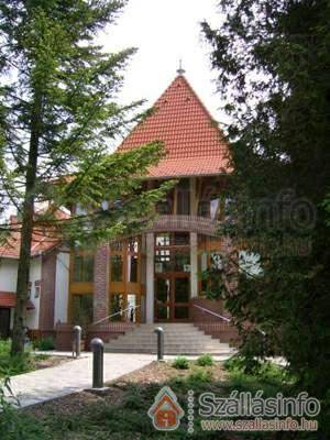 Hotel Kardosfa*** (South Transdanubian > Somogy megye > Zselickisfalud)