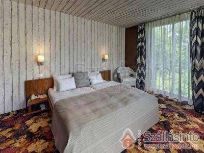 Hotel Lajta Park**** (Nyugat-Dunántúl > Győr-Moson-Sopron megye > Mosonmagyaróvár)