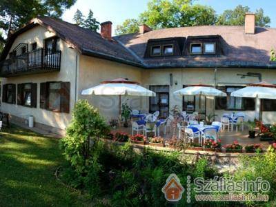 Hotel Solero** (South Transdanubian > Somogy megye > Siófok)