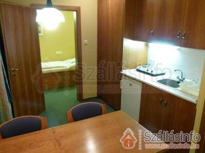 Hotel Unicornis*** (North Hungary > Heves megye > Eger)