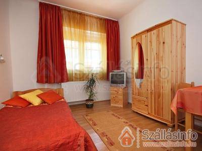 Hungária Apartmanház (Dél-Dunántúl > Baranya megye > Pécs)