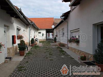 Hungária Apartmanház (Dél-Dunántúl > Baranya megye > Pécs)