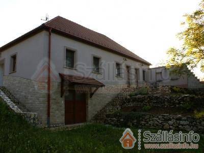 Jákó Ház (Zentral Transdanubien > Veszprém megye > Bakonyjákó)