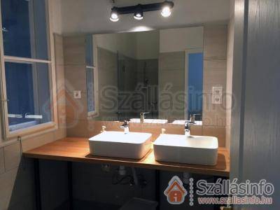 Klauzál Apartman (Budapest és környéke > Pest megye > Budapest 07. (VII.) kerület)