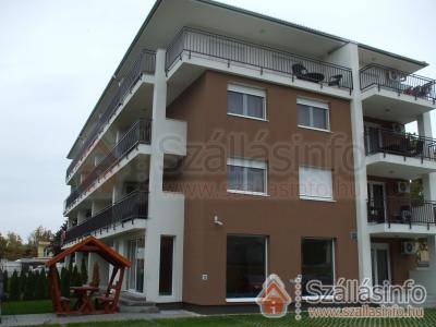 Kohl Wellness Apartman (South Transdanubian > Somogy megye > Siófok)