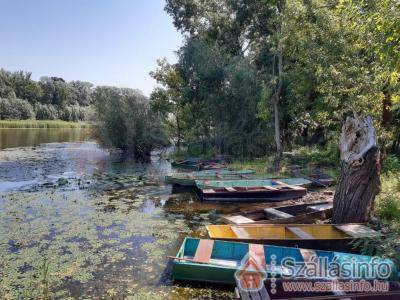 Lakilak pihenőház a Holt-Tisza partján (South Plain > Bács-Kiskun megye > Lakitelek)