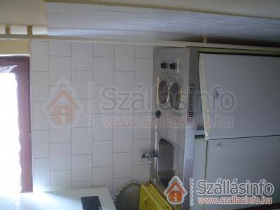 Lidó Vendégház (South Transdanubian > Somogy megye > Siófok)