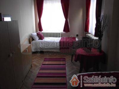 Munkácsy Apartman (South Transdanubian > Tolna megye > Szekszárd)