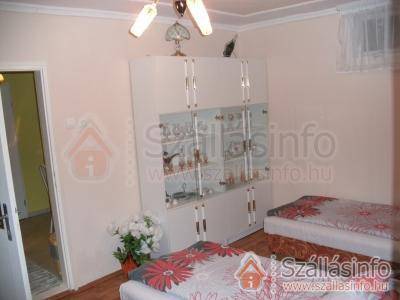 Nánási-Lak Vendégszálláshely Apartman (North Plain > Jász-Nagykun-Szolnok megye > Túrkeve)