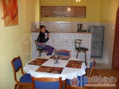 Oázis Apartman (Süd Transdanubien > Baranya megye > Harkány)