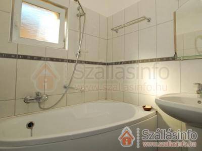 Parti Apartmanok (Zentral Transdanubien > Komárom-Esztergom megye > Tata)
